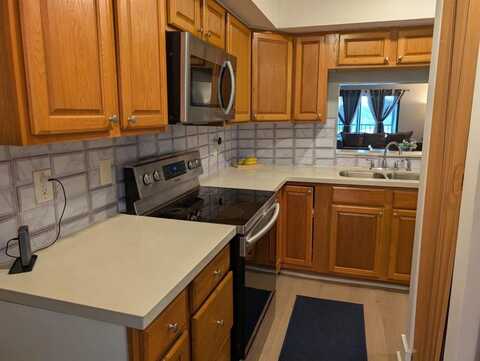 5884 Morningstar Cir, Delray Beach, FL 33484