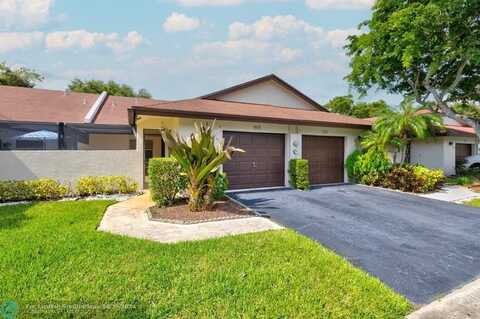 9039 NW 61st St, Tamarac, FL 33321