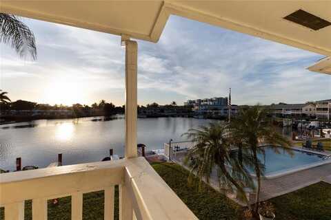 750 Pine Dr, Pompano Beach, FL 33060