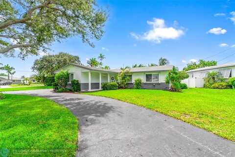 2761 NE 12th St, Pompano Beach, FL 33062