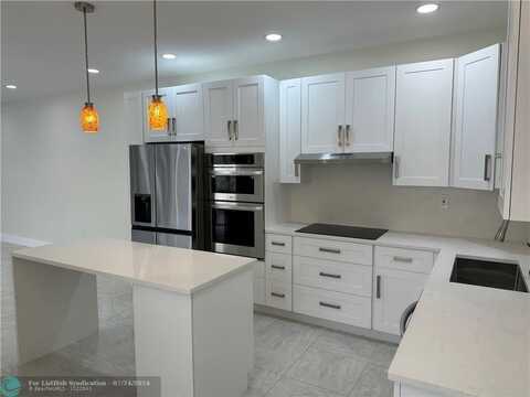 1574 Yellowheart Way, Hollywood, FL 33019