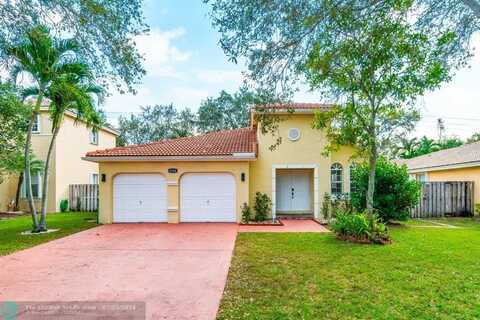 4234 NW 38th Dr, Coconut Creek, FL 33073