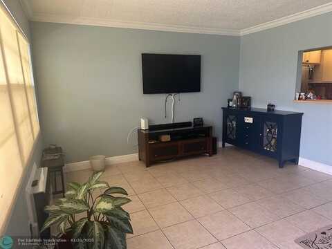 283 Newport R, Deerfield Beach, FL 33442