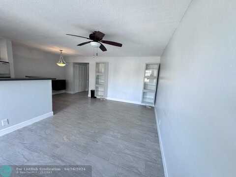 419 S Crescent Dr, Hollywood, FL 33021