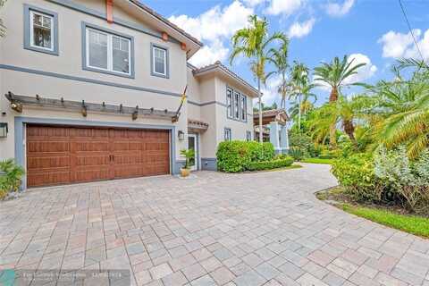 701 NW 24th St, Wilton Manors, FL 33311