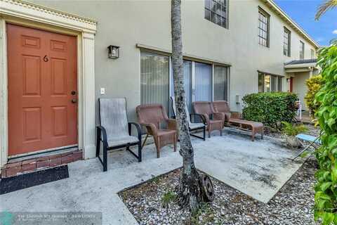 5880 NW 57th Ave, Tamarac, FL 33319