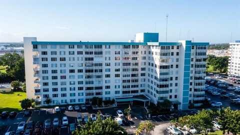 4330 Hillcrest Dr, Hollywood, FL 33021