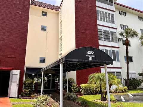 4851 NW 21st St, Lauderhill, FL 33313
