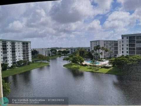 2309 S Cypress Bend Dr, Pompano Beach, FL 33069