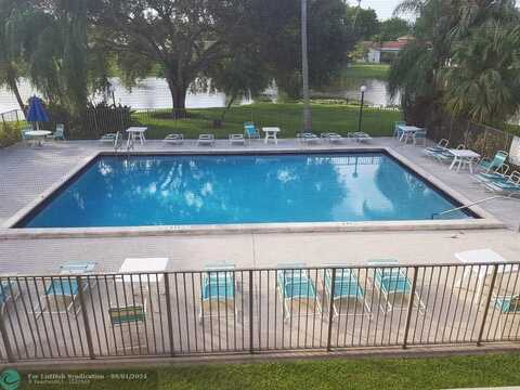 11453 NW 39th Ct, Coral Springs, FL 33065