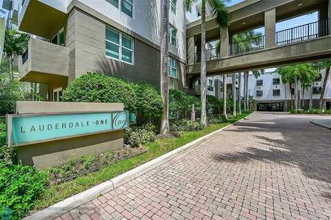 2421 NE 65th Street, Fort Lauderdale, FL 33308