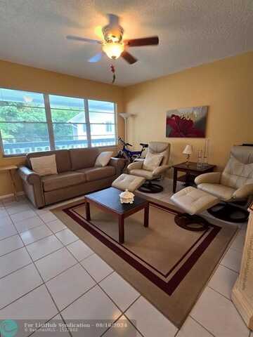 58 Oakridge E, Deerfield Beach, FL 33442