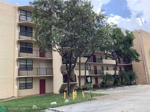 3450 Blue Lake Dr, Pompano Beach, FL 33064