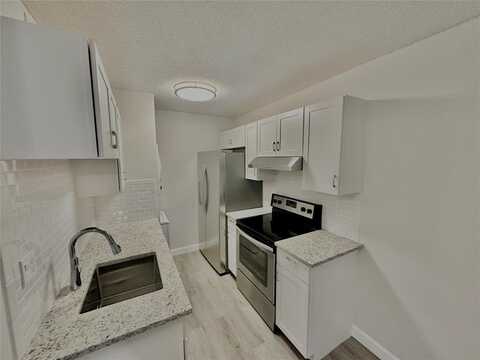 10836 Royal Palm Blvd, Coral Springs, FL 33065