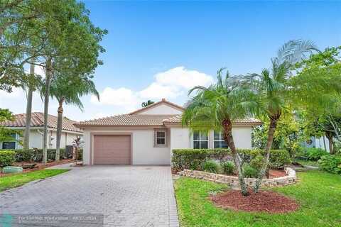 7222 NW 1st Mnr, Plantation, FL 33317