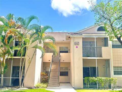 640 Cypress Club Way, Deerfield Beach, FL 33064