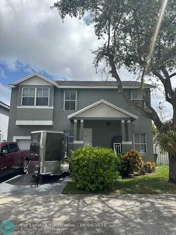 340 NW 102nd Ter, Pembroke Pines, FL 33026