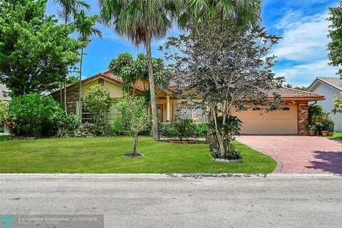 10764 NW 9th Mnr, Coral Springs, FL 33071