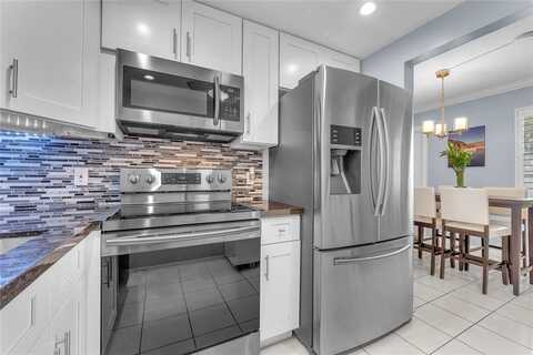 290 Farnham M, Deerfield Beach, FL 33442
