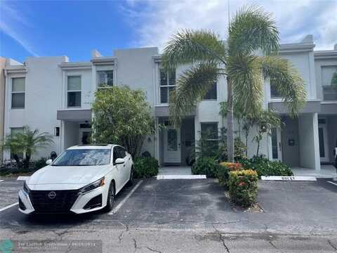 676 Kensington Place, Wilton Manors, FL 33305