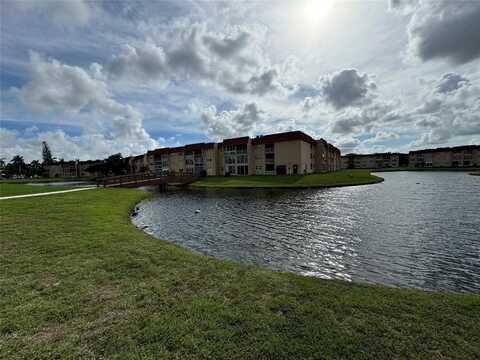 2781 N Pine Island Rd, Sunrise, FL 33322