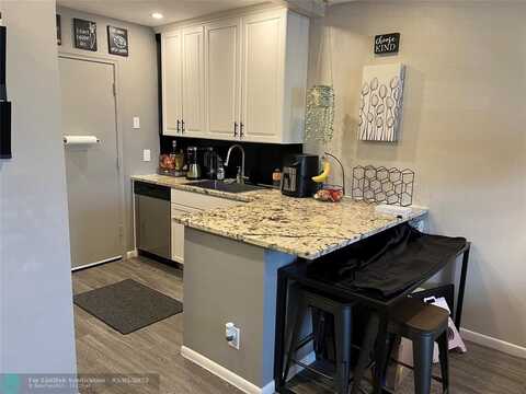 1851 NE 62nd St, Fort Lauderdale, FL 33308