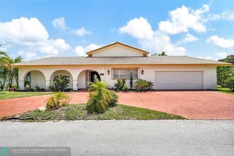 5710 S Travelers Palm Ln, Tamarac, FL 33319