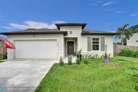 3042 SW Collings Dr, Port Saint Lucie, FL 34953