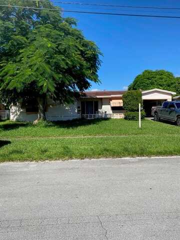 3985 NW 32nd Ter, Lauderdale Lakes, FL 33309
