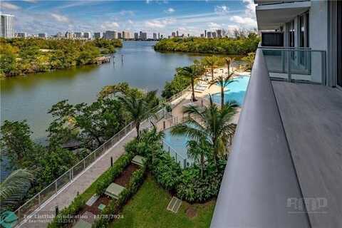 16385 Biscayne Blvd, North Miami Beach, FL 33160