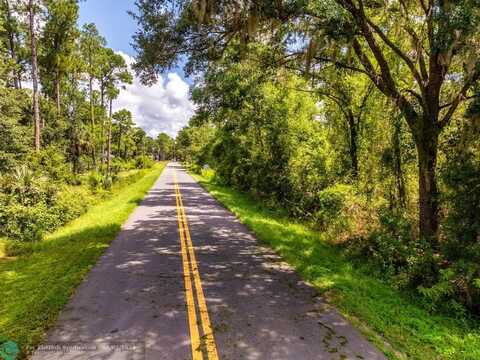 40200 Emeralda Island Rd, Leesburg, FL 34788