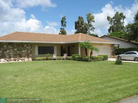 1805 Richard Lane, Palm Springs, FL 33406