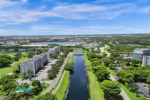 3250 N Palm Aire Dr, Pompano Beach, FL 33069