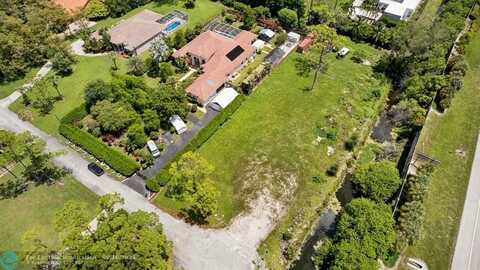 5740 NW 72 Way, Parkland, FL 33067