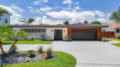 3921 NE 26th Ave, Lighthouse Point, FL 33064