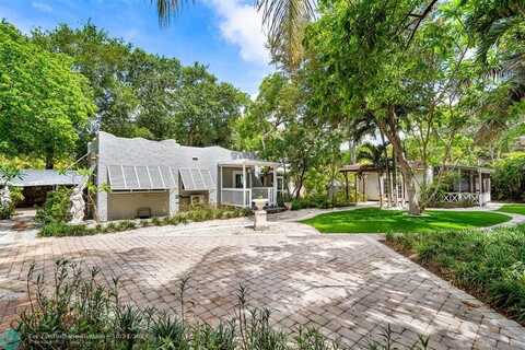 1425 SW 8th Ct, Fort Lauderdale, FL 33312