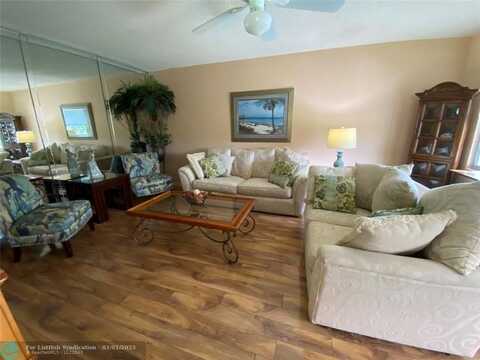 277 Newport R, Deerfield Beach, FL 33442