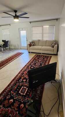 4038 Hythe C, Boca Raton, FL 33434