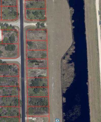 1007 Naples Ave, Lehigh Acres, FL 33974