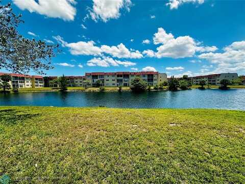 8000 Sunrise Lakes Dr, Sunrise, FL 33322