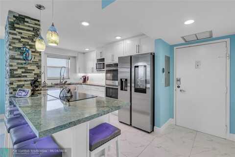 3015 N Ocean Blvd, Fort Lauderdale, FL 33308