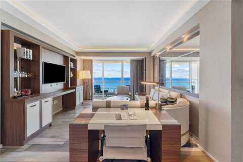 551 N Fort Lauderdale Beach Blvd, Fort Lauderdale, FL 33304