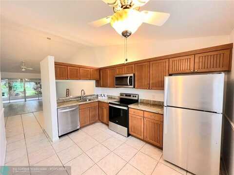 176 Bent Arrow Dr, Jupiter, FL 33458