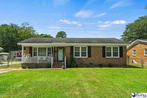 910 Gapway St, Mullins, SC 29574