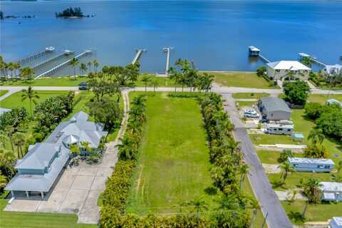 13405 N Indian River Drive, Sebastian, FL 32958