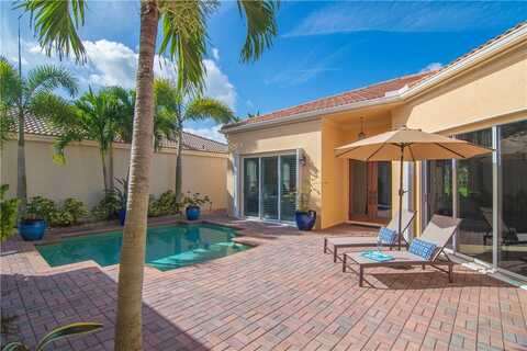 9555 E Maiden Court, Vero Beach, FL 32963