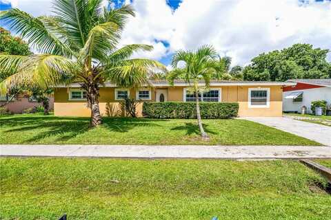 2919 Sherwood Lane, Fort Pierce, FL 34982