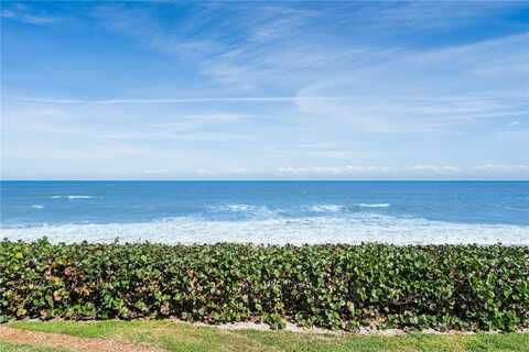 8830 S Sea Oaks Way, Vero Beach, FL 32963