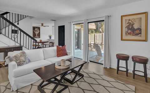 1166 6th Avenue unit: 13B, Vero Beach, FL 32960