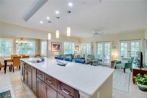 1215 Winding Oaks Circle E, Vero Beach, FL 32963